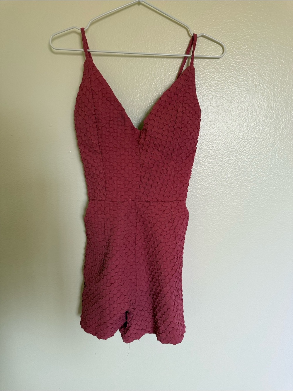 Women's Textured V-Neck Romper in Wine Red